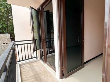 Rumah Cijantung Pasar Rebo, Baru 2 LANTAI Mewah Murah di Jaktim Kota Jakarta Timur (APS) Jual Dijual