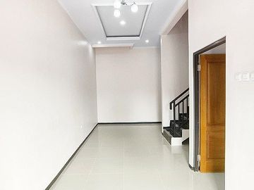 Rumah Cijantung Pasar Rebo, Baru 2 LANTAI Mewah Murah di Jaktim Kota Jakarta Timur (APS) Jual Dijual