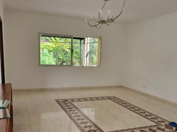 VENTA ACOGEDORA CASA CAMPESTRE EN CHORRO DE PLATA - PANCE CALI