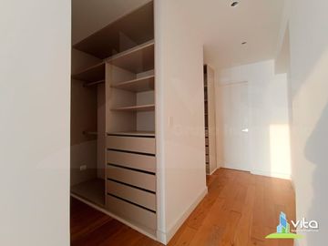 Se Vende departamento frente al Mar en Miraflores – 318 m² | 4 Dormitorios + 2 Cocheras