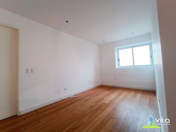 Se Vende departamento frente al Mar en Miraflores – 318 m² | 4 Dormitorios + 2 Cocheras