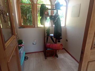 Fabulosa Propiedad En Venta Casa 600 Mts2 + 400Mts2 Galpones y Oficinas