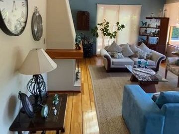 Fabulosa Propiedad En Venta Casa 600 Mts2 + 400Mts2 Galpones y Oficinas