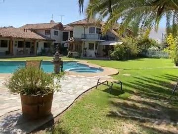 Fabulosa Propiedad En Venta Casa 600 Mts2 + 400Mts2 Galpones y Oficinas