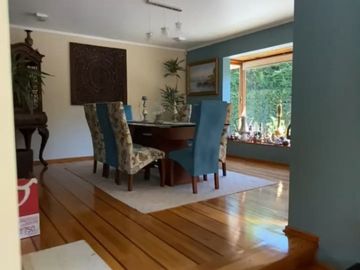 Fabulosa Propiedad En Venta Casa 600 Mts2 + 400Mts2 Galpones y Oficinas