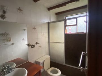 Venta casa Club Los Chillos área 1160 m2