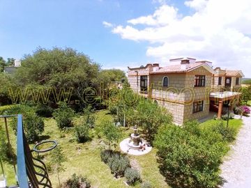 🎯 Inversionistas, ¡atención! Casa + 4 departamentos en terreno enorme, ¡potencial al máximo! 🌳💰
