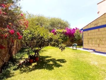 🎯 Inversionistas, ¡atención! Casa + 4 departamentos en terreno enorme, ¡potencial al máximo! 🌳💰