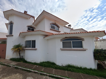 Sk17 Venta De Casa En Remate Bancario En Loma Aconcagua Durango (ideal Para Inversion O Para Iniciar Con Tu Patrimonio Para Tu Familia)