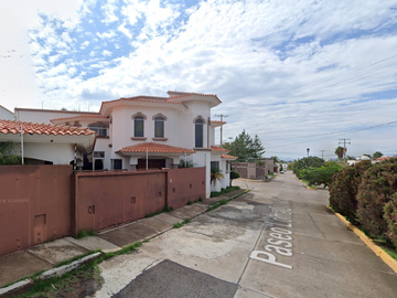 Sk17 Venta De Casa En Remate Bancario En Loma Aconcagua Durango (ideal Para Inversion O Para Iniciar Con Tu Patrimonio Para Tu Familia)