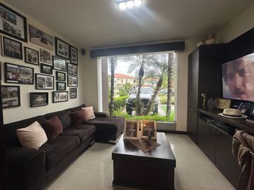 VENTA CASA ESTANCIAS DEL RIO