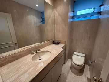 LINDA CASA EN CONDOMINIO, 4 DORMITORIOS, SANTIAGO DE SURCO