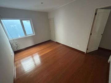 LINDA CASA EN CONDOMINIO, 4 DORMITORIOS, SANTIAGO DE SURCO