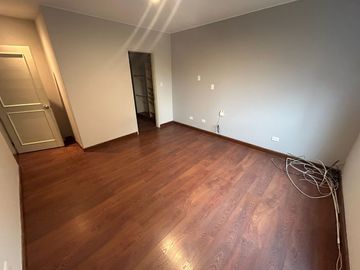 LINDA CASA EN CONDOMINIO, 4 DORMITORIOS, SANTIAGO DE SURCO