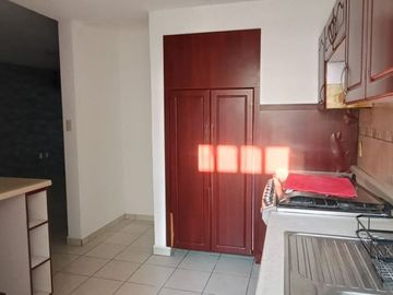 CASA EN VENTA EN FRACCIONAMIENTO MONTE REAL