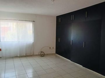 CASA EN VENTA EN FRACCIONAMIENTO MONTE REAL