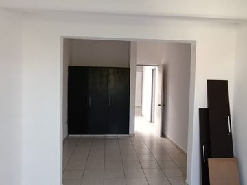 CASA EN VENTA EN FRACCIONAMIENTO MONTE REAL