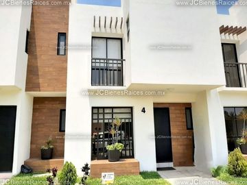 🏡En Venta Casa, Cerca del Aeropuerto  Por 💲1,891,000.💰
