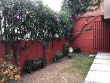 Casa en calle Plazuela del Convento, Fuentes de Satélite, Naucalpan, EDOMEX.
