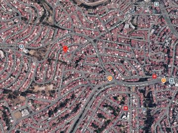 Casa en calle Plazuela del Convento, Fuentes de Satélite, Naucalpan, EDOMEX.
