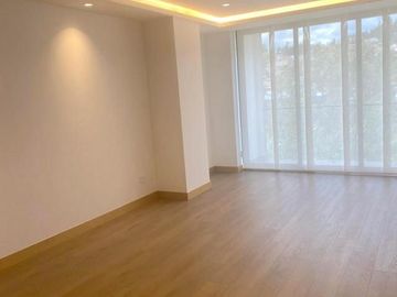 Oportunidad lujoso departamento en venta 124m2C Av. Primero de Mayo