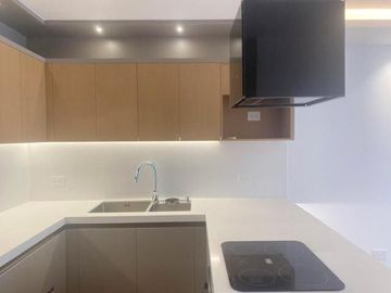 Oportunidad lujoso departamento en venta 124m2C Av. Primero de Mayo