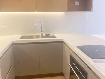 Oportunidad lujoso departamento en venta 124m2C Av. Primero de Mayo