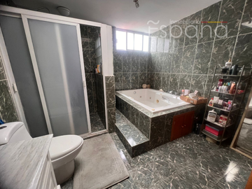 Casa en Venta en Zavaleta, Fraccionamiento Rincón de Zavaleta, Puebla