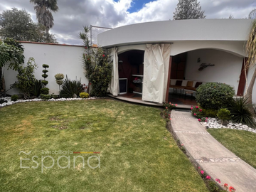 Casa en Venta en Zavaleta, Fraccionamiento Rincón de Zavaleta, Puebla