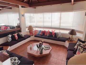 Espectacular casa en Punta Negra con ubicación privilegiada