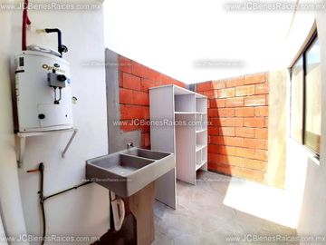 🏘️Casa en Venta a Minutos del Aeropuerto💲1,614,000✨