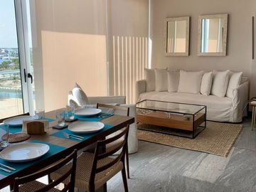 DEPARTAMENTO CON PRECIO DE OPORTUNIDAD, AMUEBLADO Y EQUIPADO EN RIVA, PUERTO CANCUN, IDEAL PARA RENTA VACACIONAL