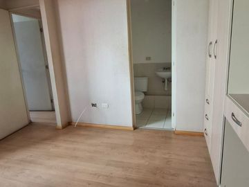 ¡Hermoso Departamento en Venta en Parque Central – 1er Piso con Amplio Patio!