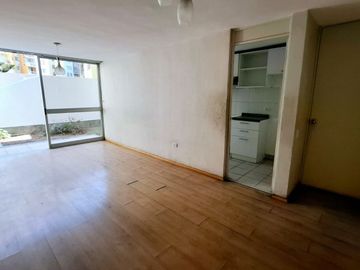 ¡Hermoso Departamento en Venta en Parque Central – 1er Piso con Amplio Patio!