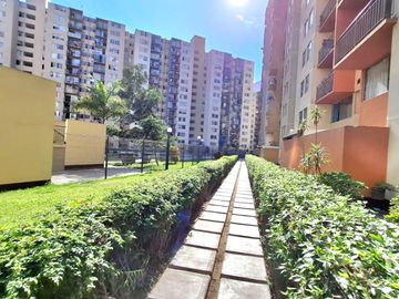 ¡Hermoso Departamento en Venta en Parque Central – 1er Piso con Amplio Patio!