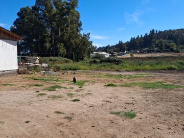 Parcela con casa 5.000/130 m2
