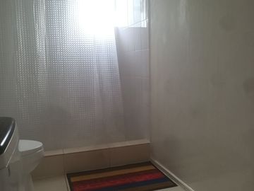 Parcela con casa 5.000/130 m2