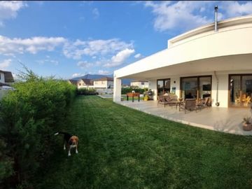 Casa en venta El Polo 4 dorm 3 baños con piscina en Machalí