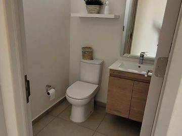 Casa en venta El Polo 4 dorm 3 baños con piscina en Machalí