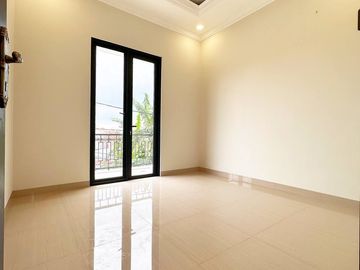 [JALAN 2 MOBIL] Rumah Jatibening Dekat Stasiun LRT Cikunir, SIAP HUNI Kota Bekasi ARR57) Jual Dijual