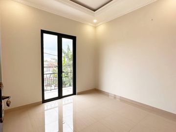 [JALAN 2 MOBIL] Rumah Jatibening Dekat Stasiun LRT Cikunir, SIAP HUNI Kota Bekasi ARR57) Jual Dijual
