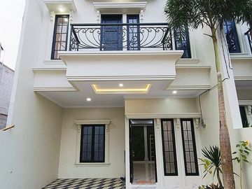 Rumah Jagakarsa, Baru 2 LANTAI Mewah Harga Murah di Jaksel Kota Jakarta Selatan (ARR109) Jual Dijual
