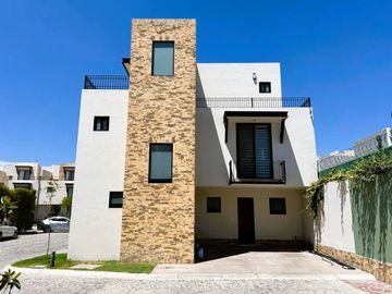 Venta de casa en El Refugio, Querétaro