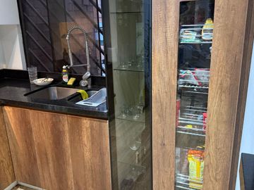 Venta Casa En Zona Comercial de Ventanilla