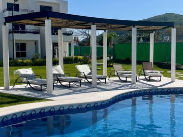 Casa en venta con alberca 2 recamaras con acabados de lujo a 15 minutos de Cuautla Morelos