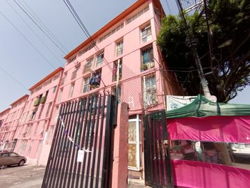 Departamento En Venta En San Juan Xalpa, Iztapalapa, Cerca Del Metro Lomas Estrella