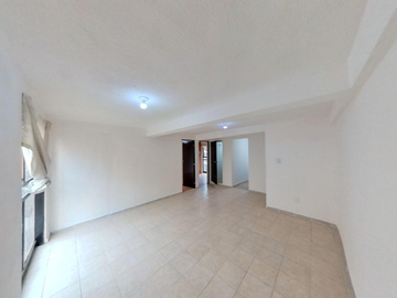 Departamento en venta en San Juan Xalpa, Iztapalapa, Cerca del metro Calle 11.