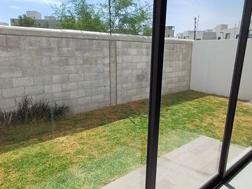 CASA EN VENTA EN ZONA MIRADOR, QUERETARO