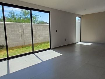 CASA EN VENTA EN ZONA MIRADOR, QUERETARO