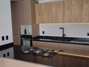 CASA EN VENTA EN ZONA MIRADOR, QUERETARO